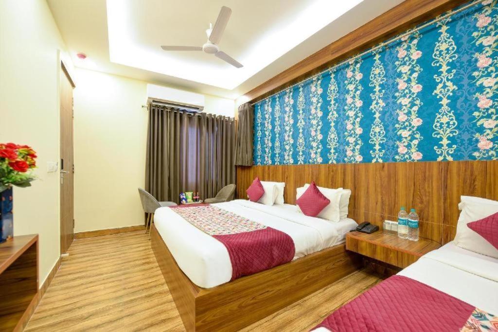 Hotel Rosewood Near Delhi Airport New Delhi Exterior foto