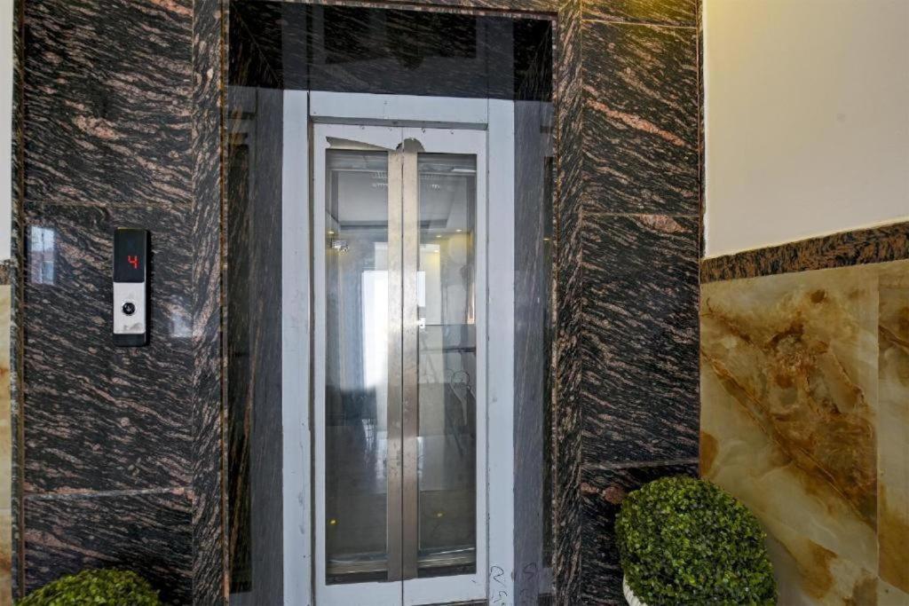 Hotel Rosewood Near Delhi Airport New Delhi Exterior foto